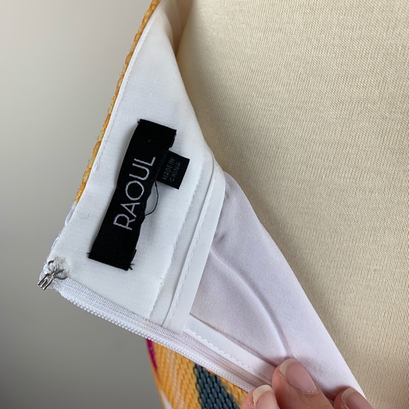 Ulta-modern Raoul Mesh Puzzle Print Pencil Skirt - Picture 5 of 8